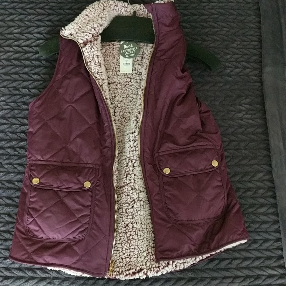 Reversible vest